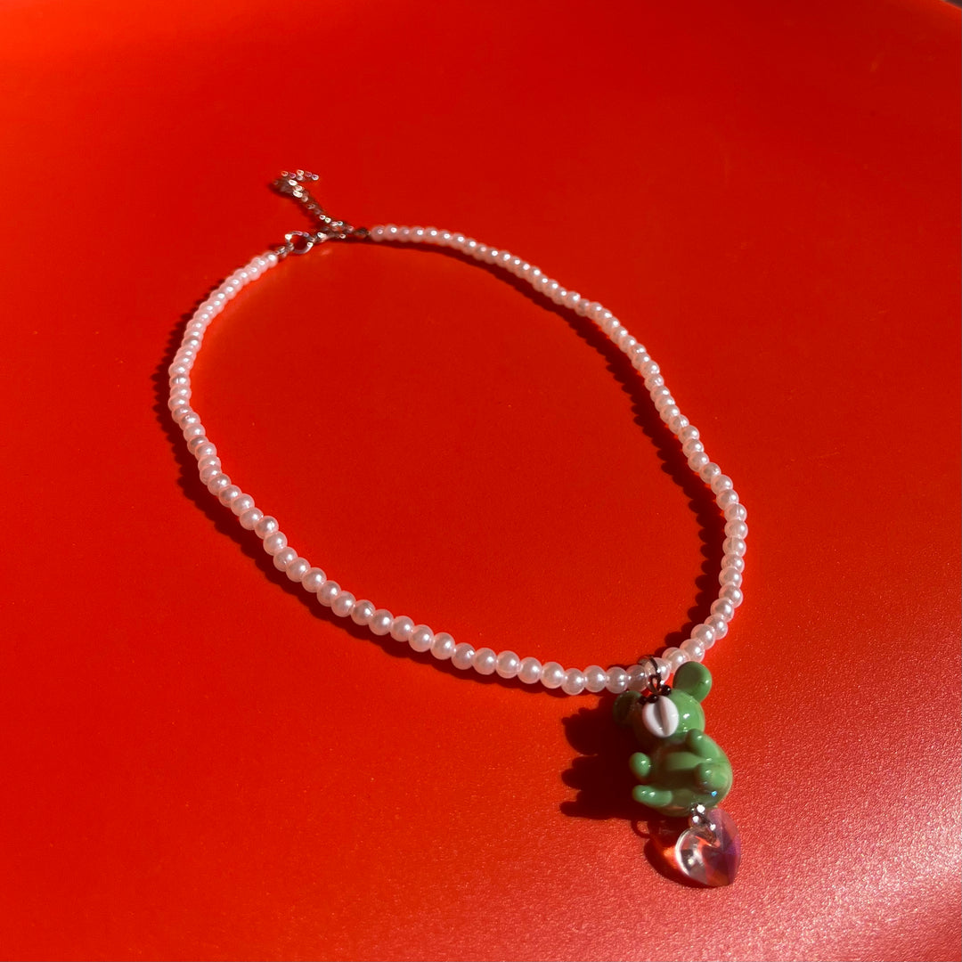 De Bear Necklace