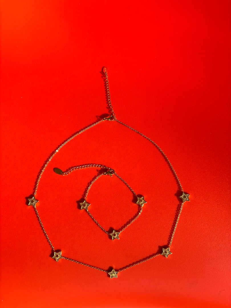 De Alix Necklace
