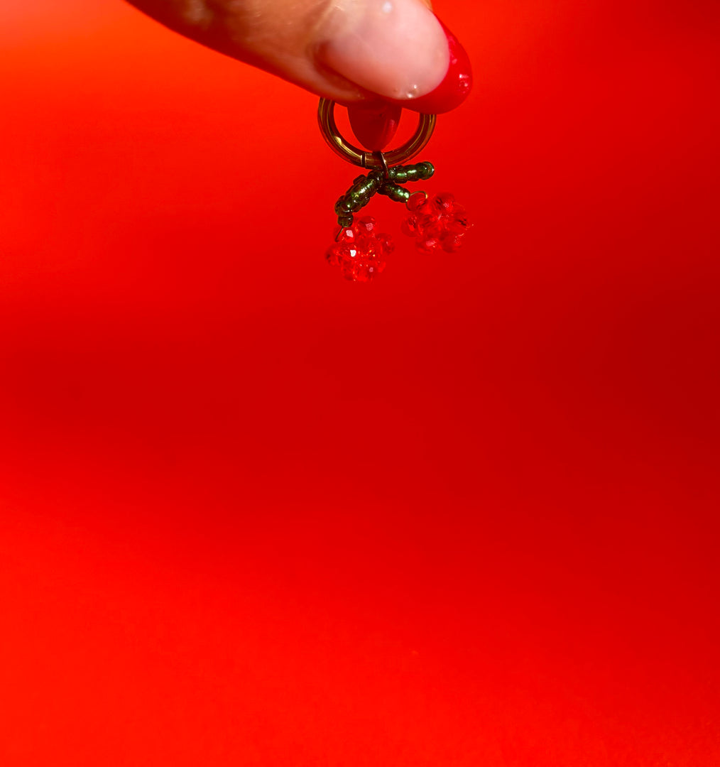 De Cherry Earring