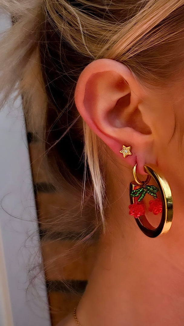 De Cherry Earring